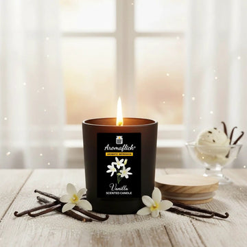 Vanilla Candle in Black Glass – Sweet, Stylish Scent